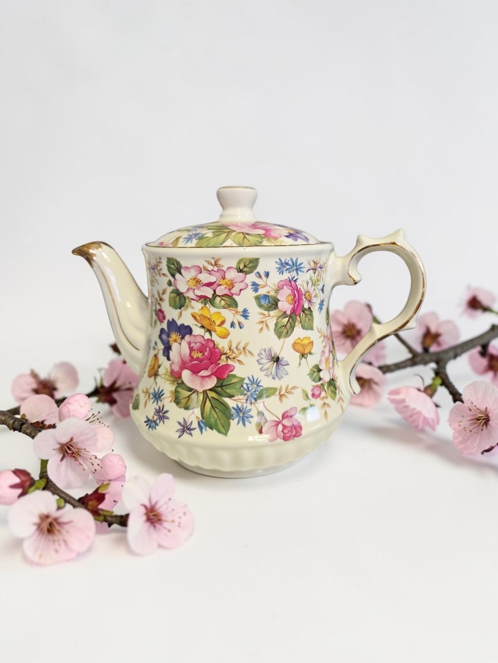 Windsor Vintage Porcelain Floral Teapot 6" Floral Roses  Made in England